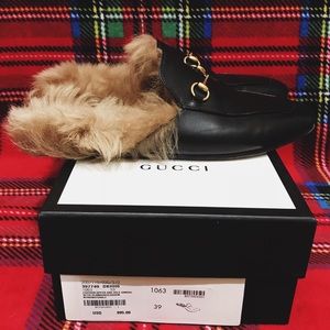 🔥GUCCI Princetowns with fur 🔥